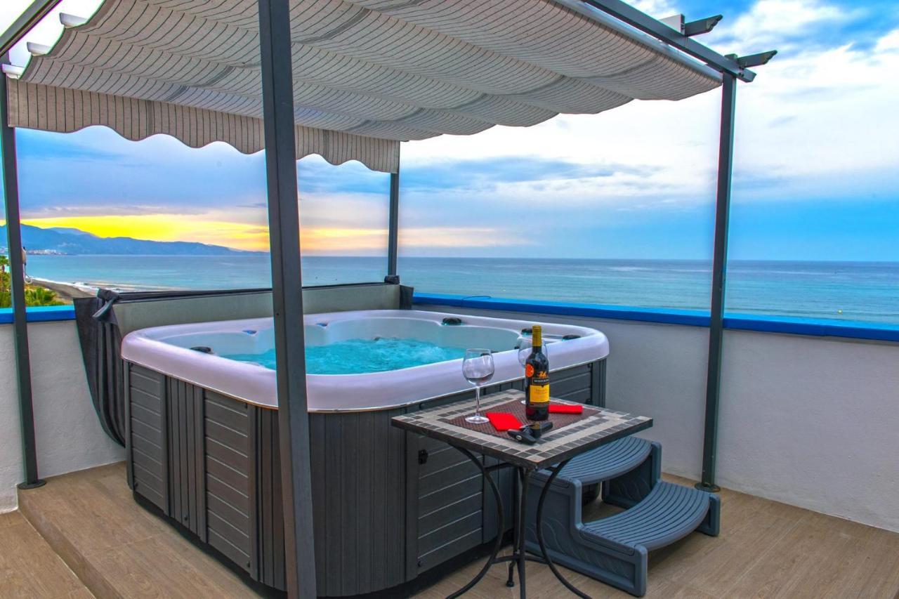 The Beach Penthouse トロクス・コスタ エクステリア 写真