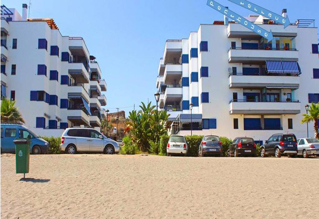 The Beach Penthouse トロクス・コスタ エクステリア 写真