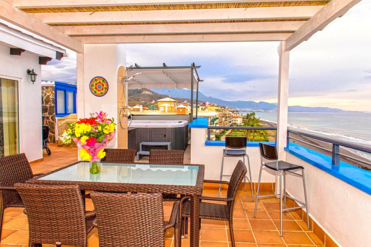 The Beach Penthouse トロクス・コスタ エクステリア 写真